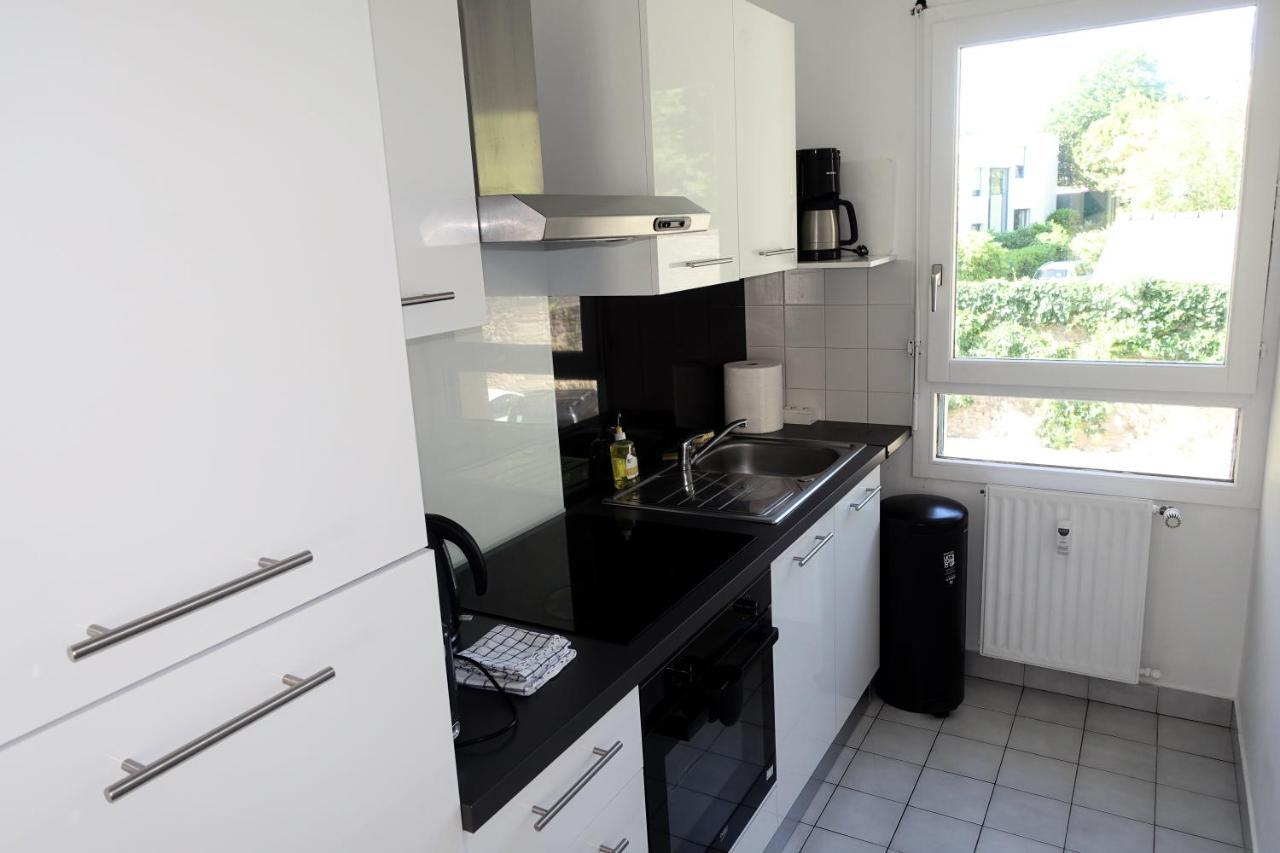 La Poterie - Appartement Avec Balcon Et Parking Prive Quimper Exteriör bild